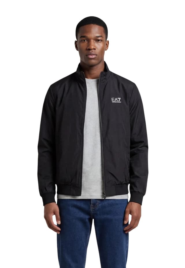 Ea7 Яке МЪЖe
