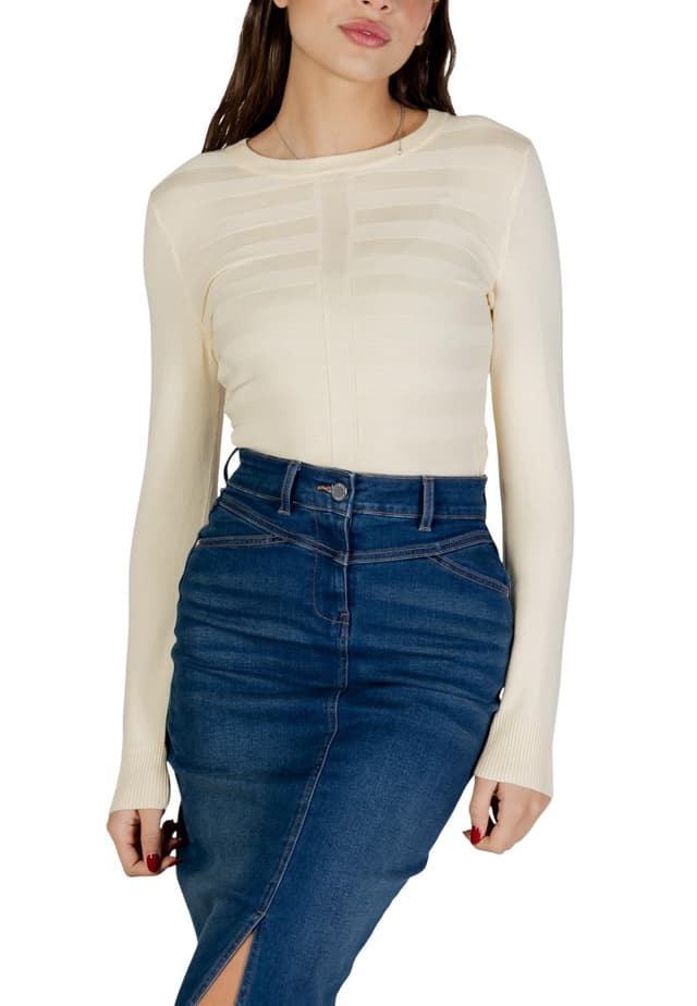 Morgan De Toi Плетиво Жени