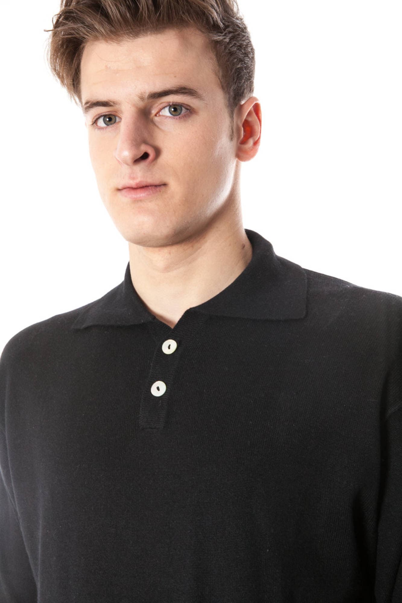 МЪЖКИ ЧЕРЕН ПУЛОВЕР ЮКО - YUKO