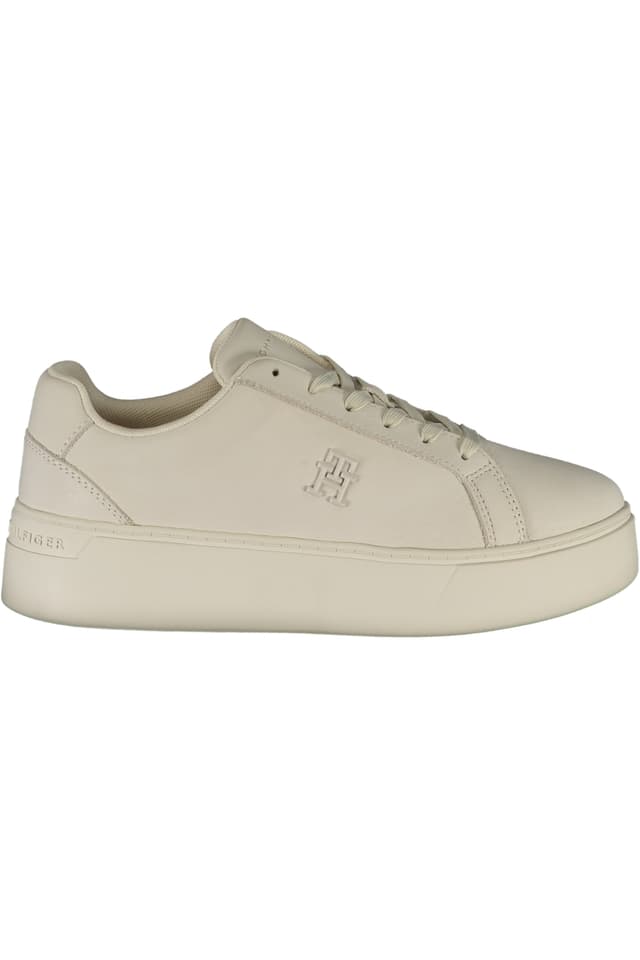 TOMMY HILFIGER БЕЛИ ДАМСКИ СПОРТНИ ОБУВКИ