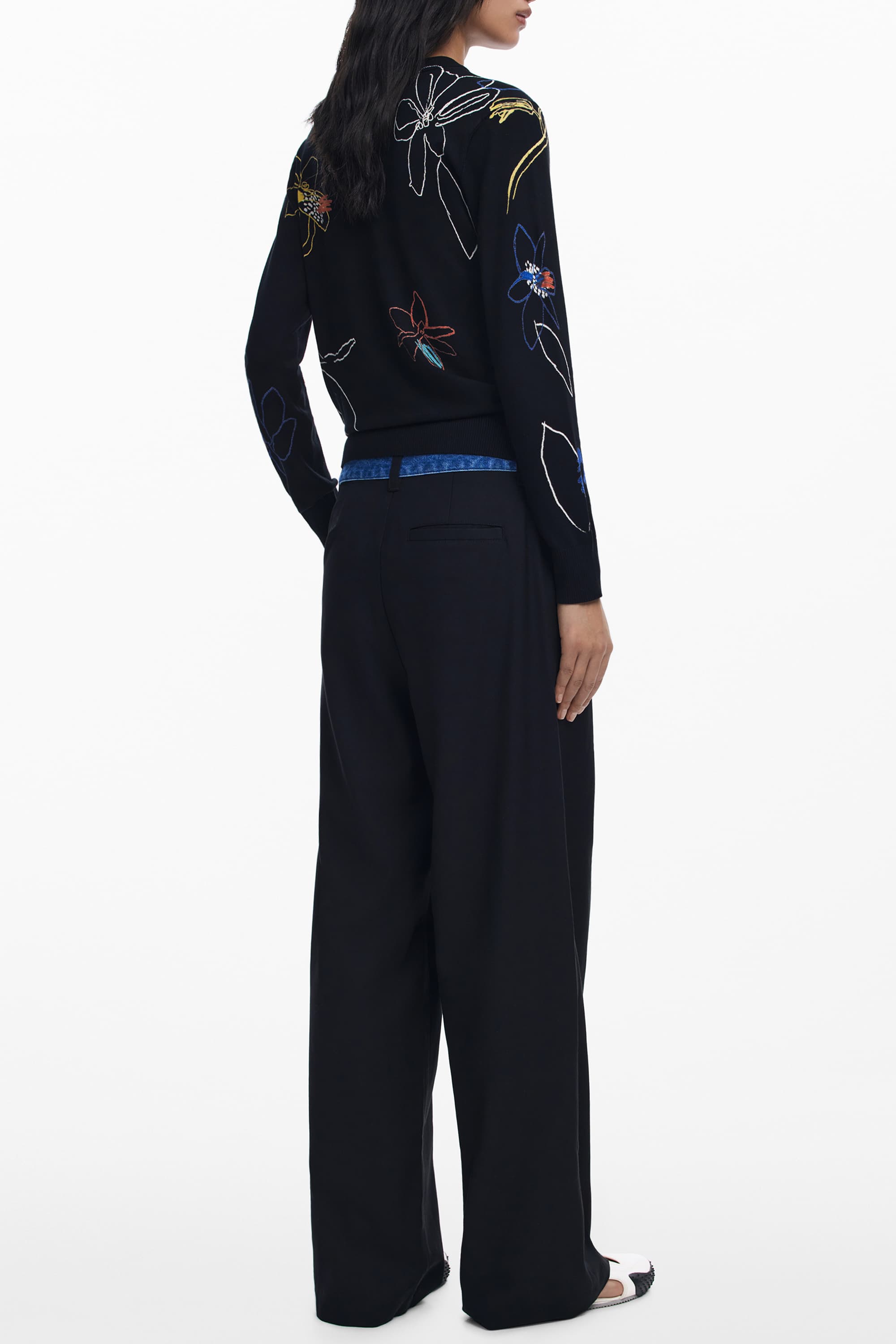 DESIGUAL ДАМСКИ ЧЕРЕН ПУЛОВЕР - DESIGUAL